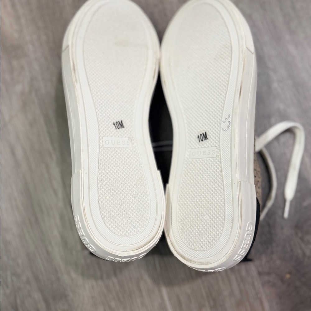 Guess Women's Stasey Quattro G Low Top Beige and Black Patterned Sneakers Size10 - Picture 10 of 10